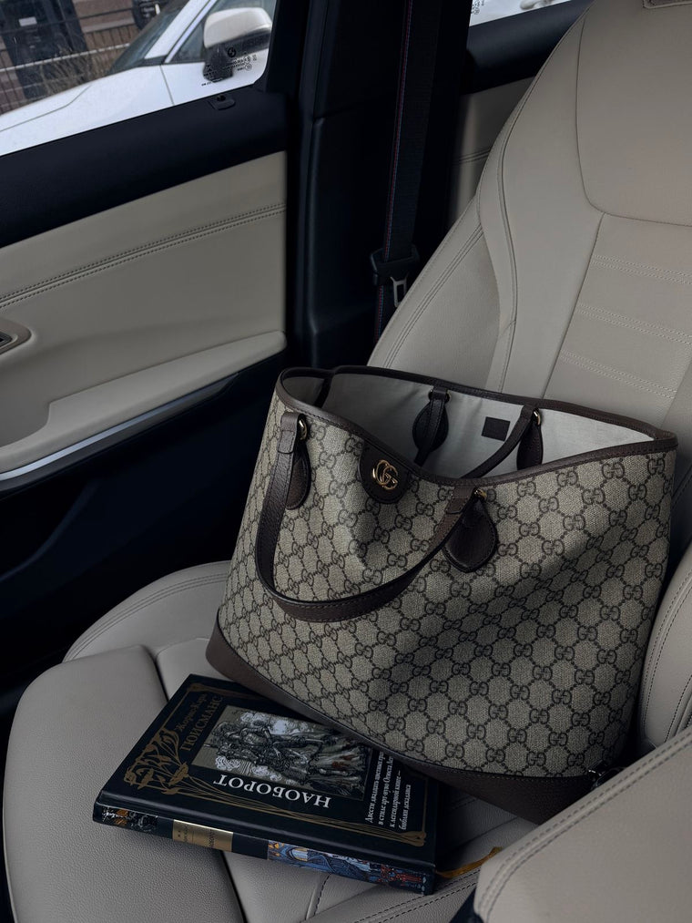 GUCCÉA BLACK TOTE