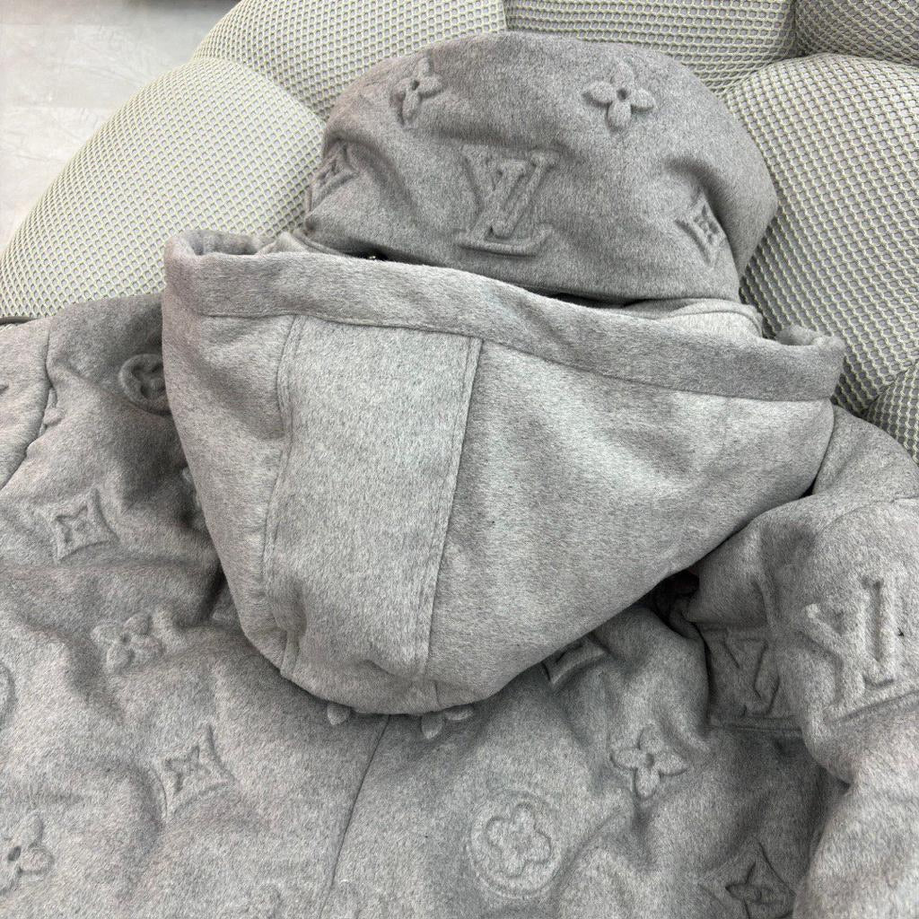 LV PUFFER COAT GREY