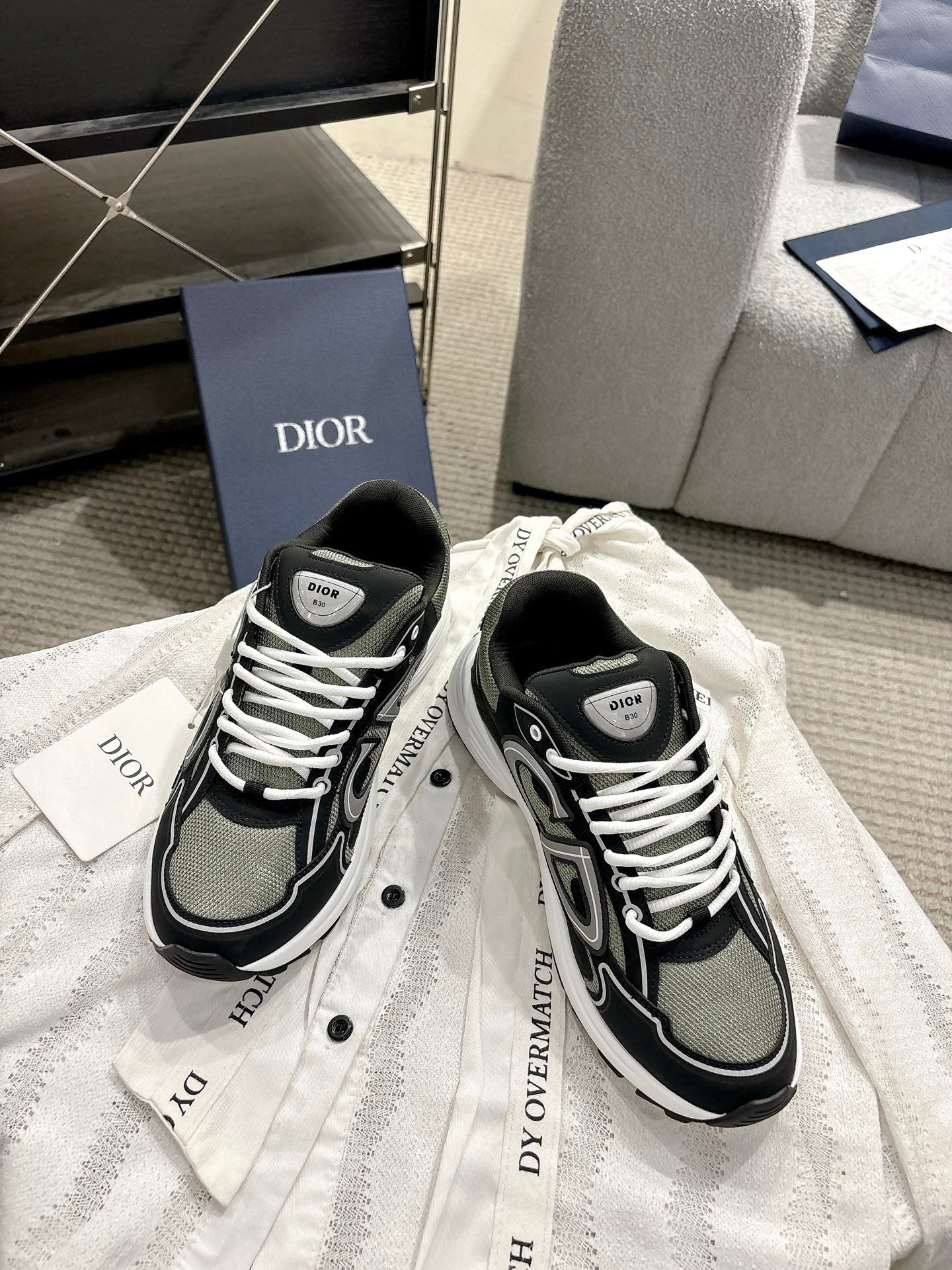 DIOR B30