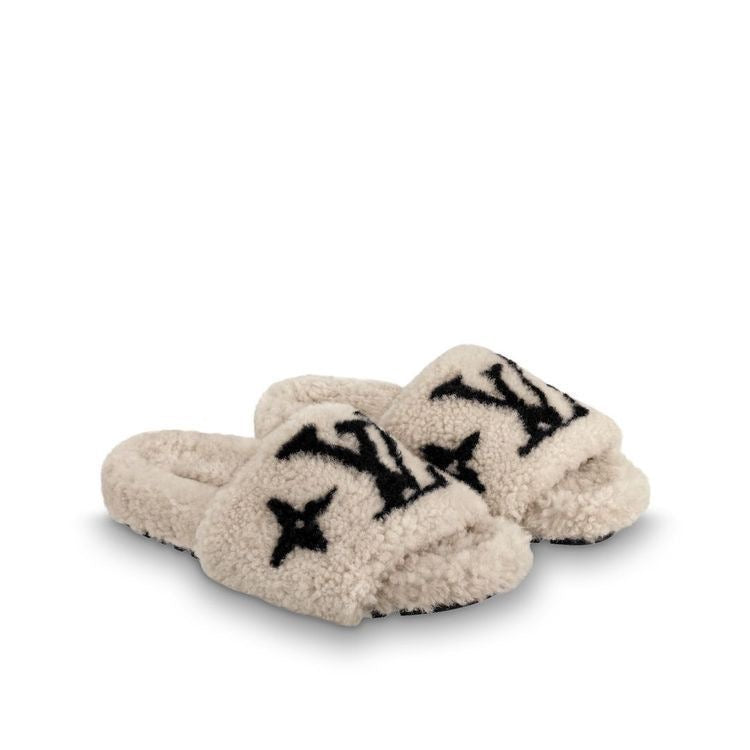 The Élodie Shearling Slides