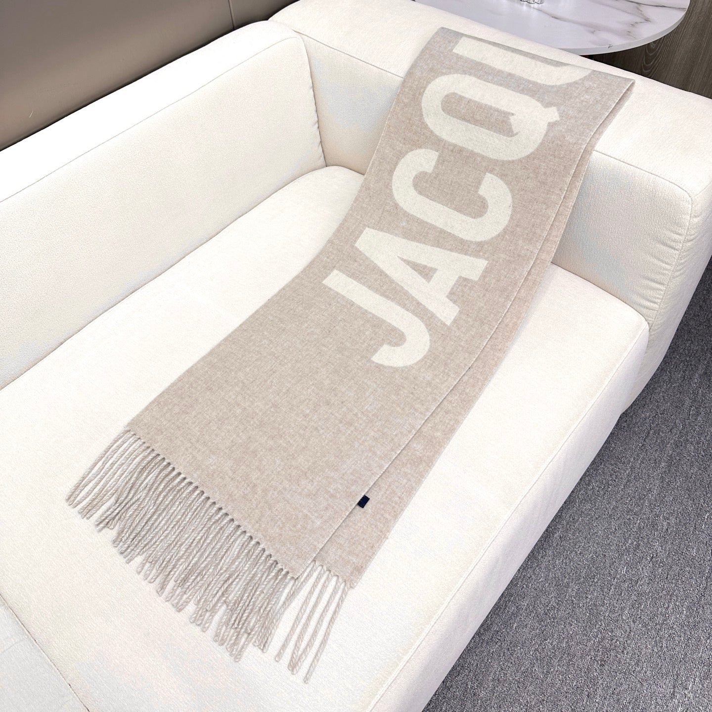 Jacquemus scarf