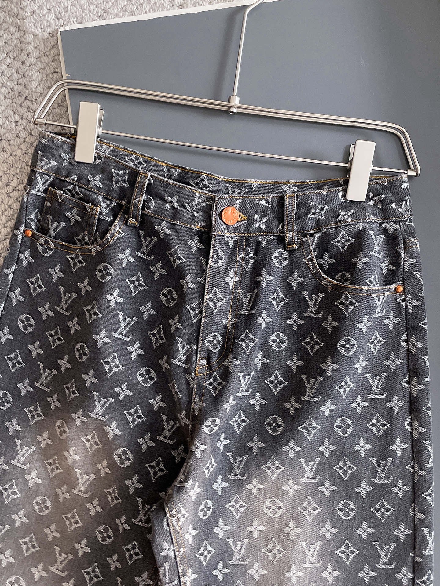 Lv Black Washed Jeans