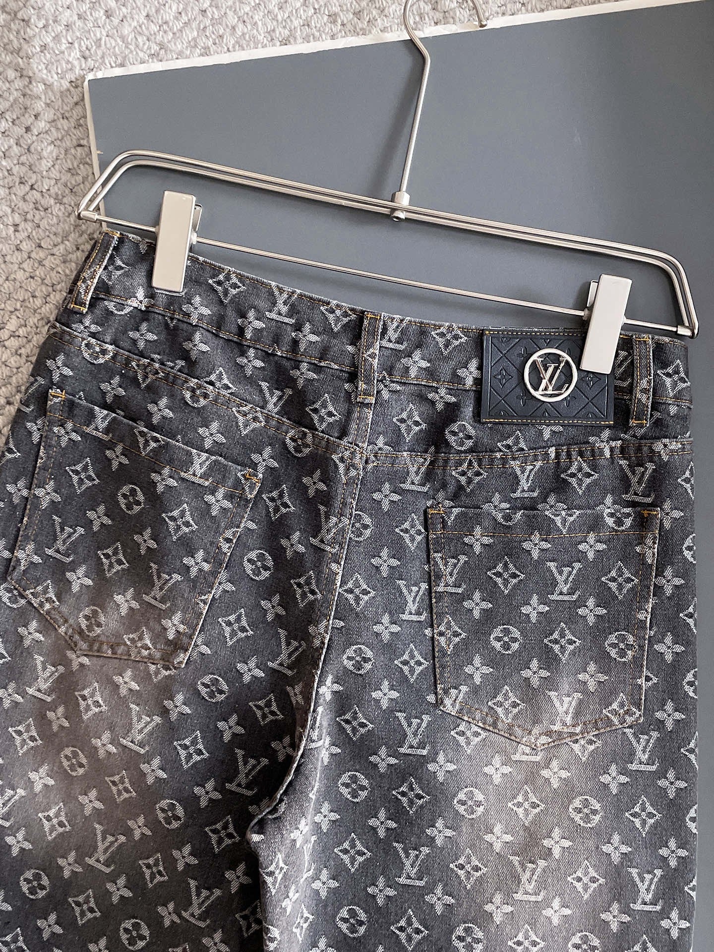 Lv Black Washed Jeans