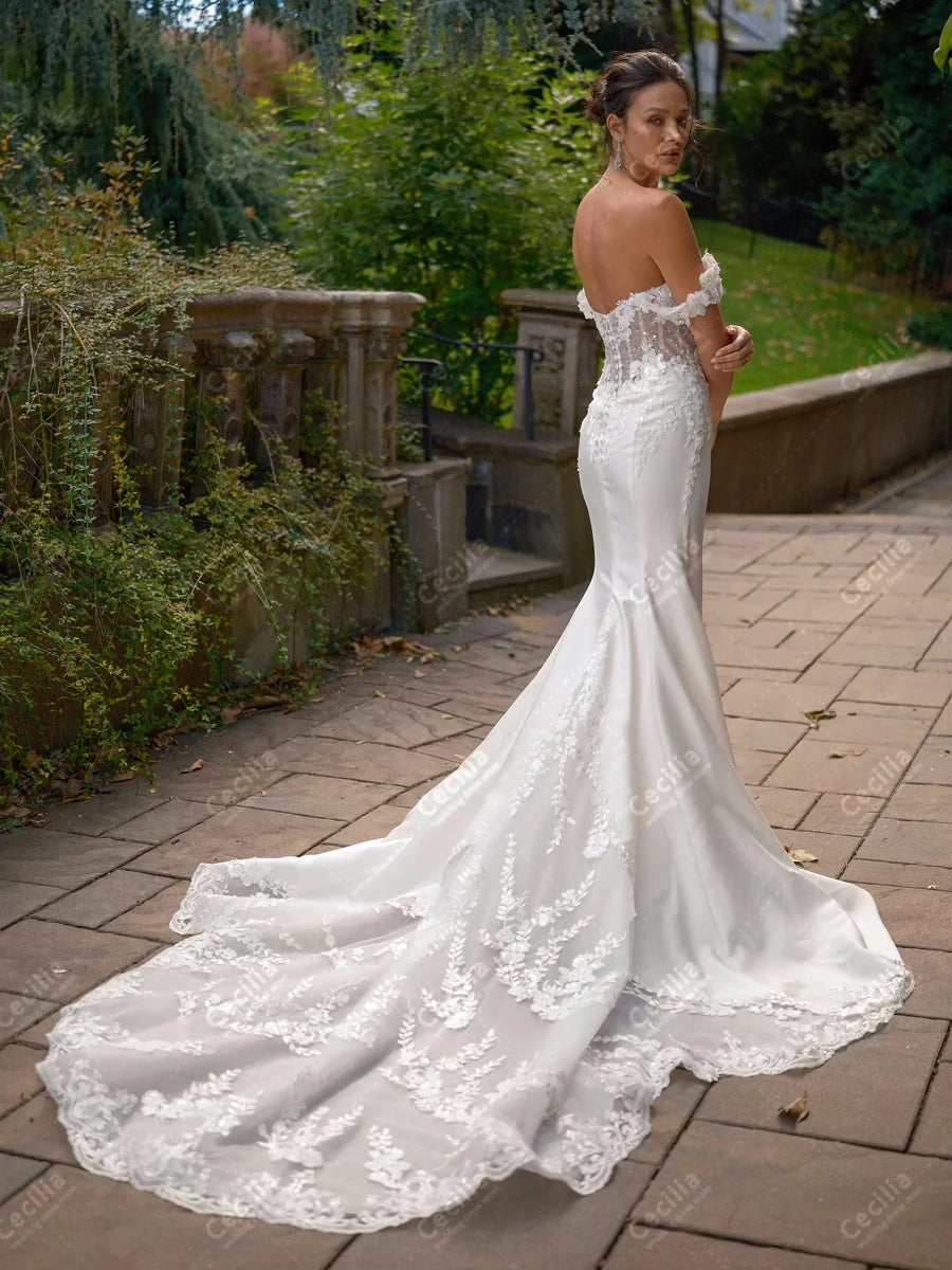 VINTAGE SATIN OFF-SHOULDER BRIDAL GOWN