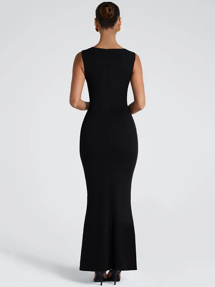SCULPTED SQUARE-NECK MAXI DRESS